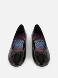 Baleriny ze sztucznej lakierowanej skóry