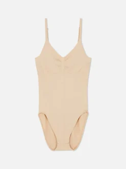 Bezszwowe body modelujące z głębokim dekoltem