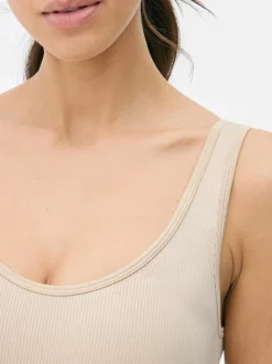 Bezszwowe body w prążki