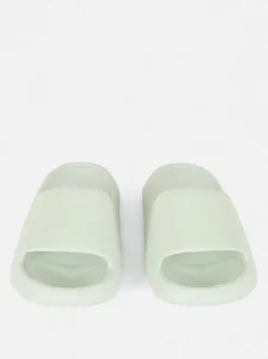 Bezszwowe klapki basenowe