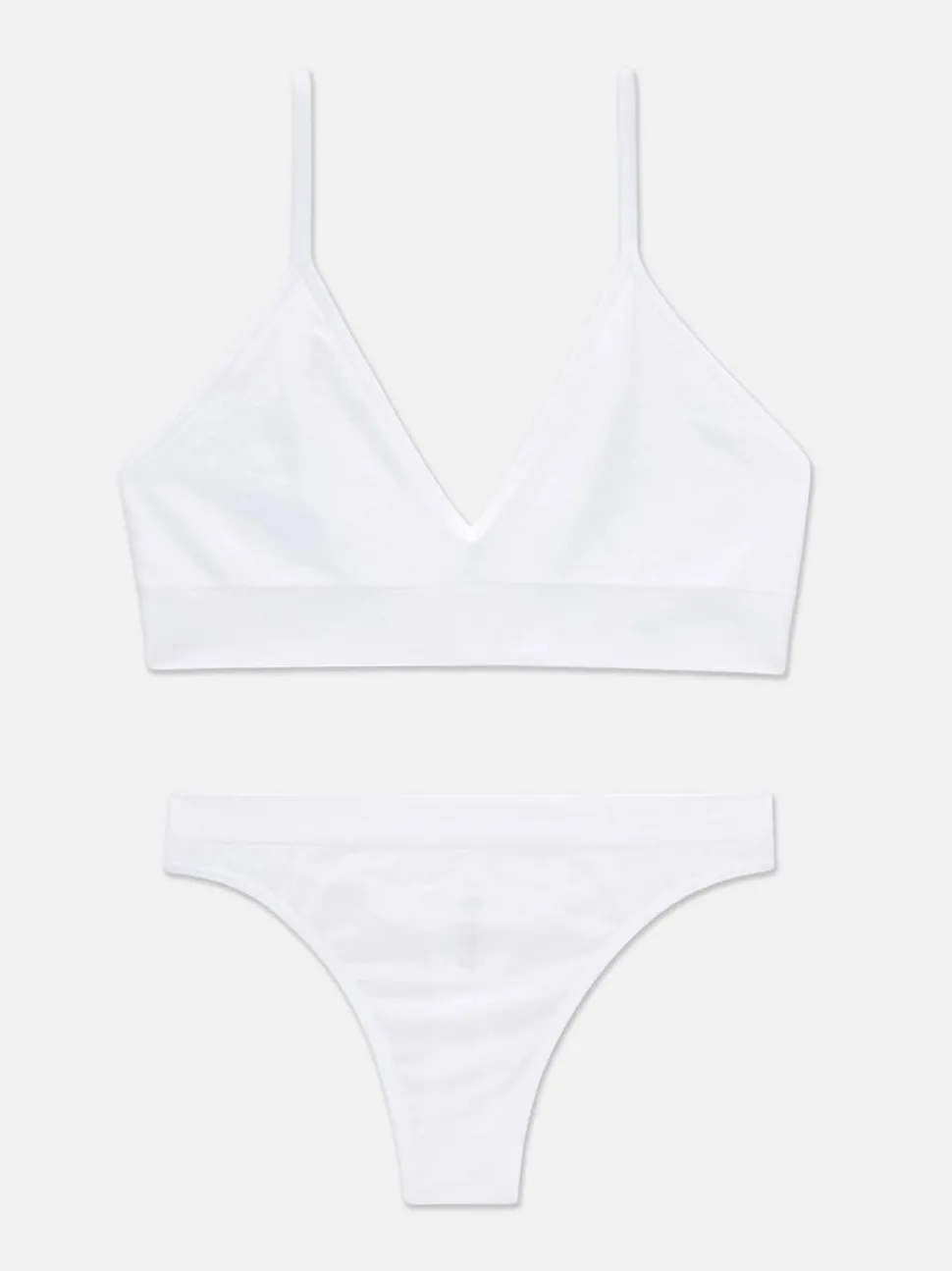 Bezszwowe stringi i trójkątne braletki, zestaw