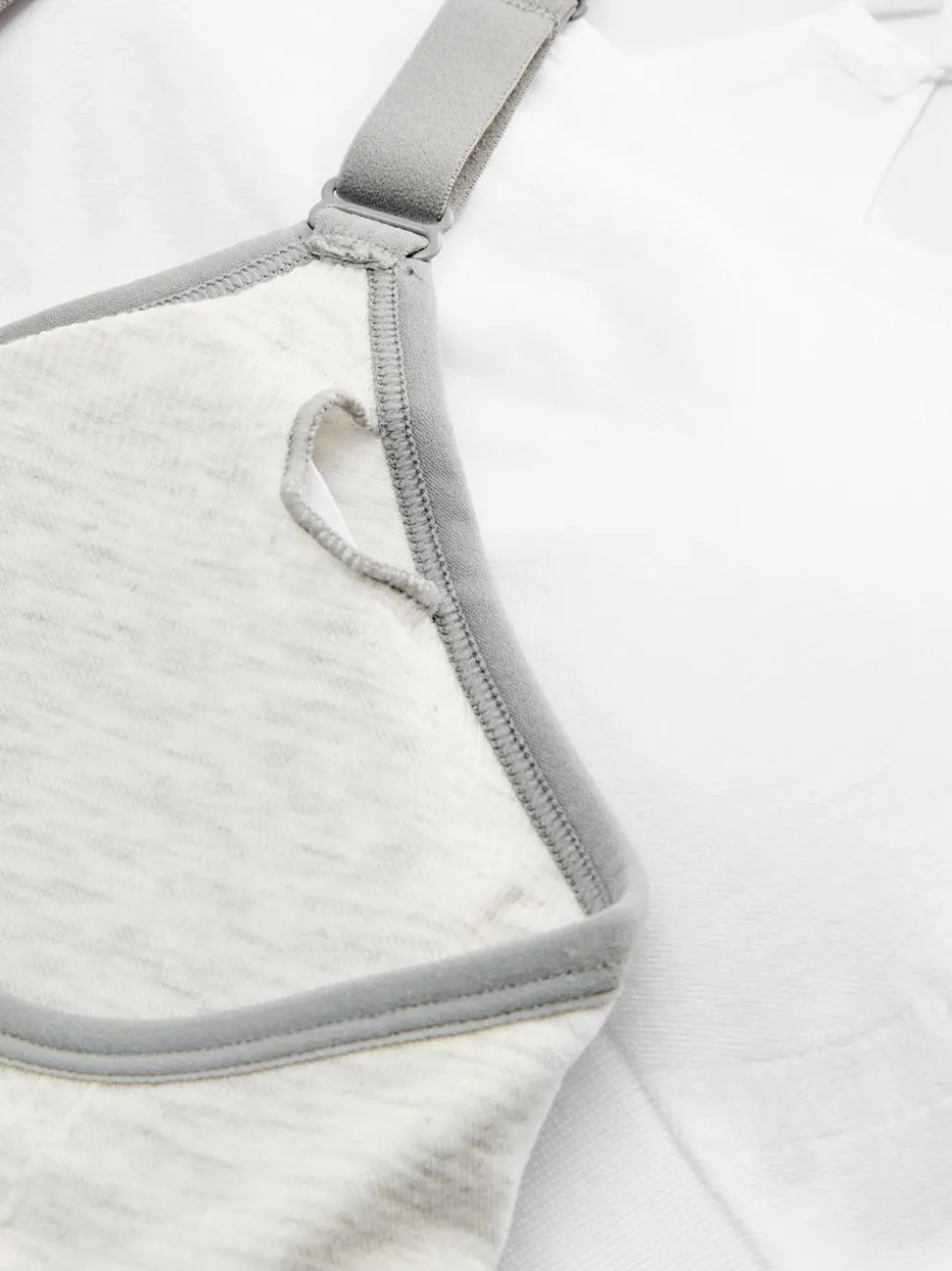 Biustonosze sportowe, 2 szt.