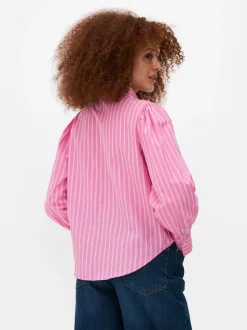 Bluzka w paski z marszczonymi rękawami