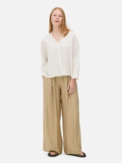 Bluzka z dekoltem w serek The Edit