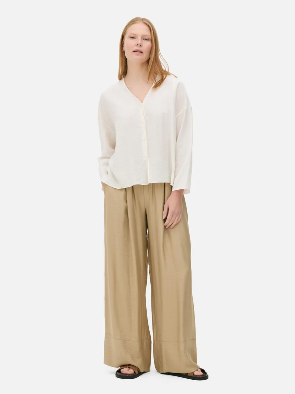 Bluzka z dekoltem w serek The Edit