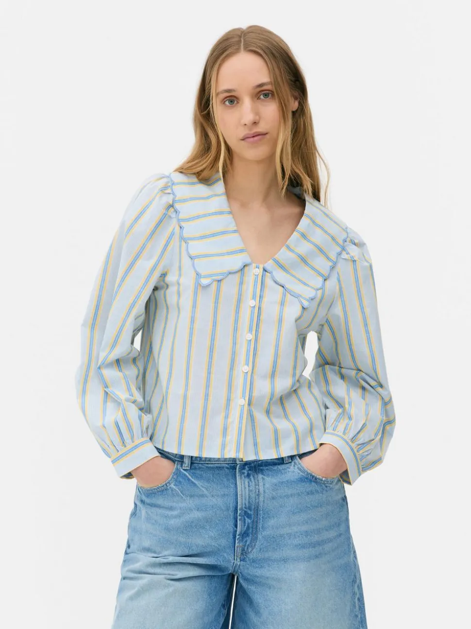 Bluzka z muszelkowym kołnierzykiem Paula Echevarria