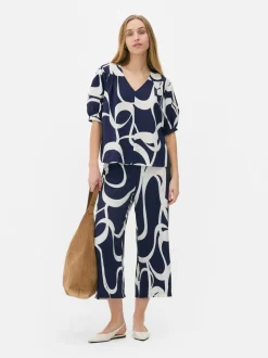 Bluzka ze wzorem w liście