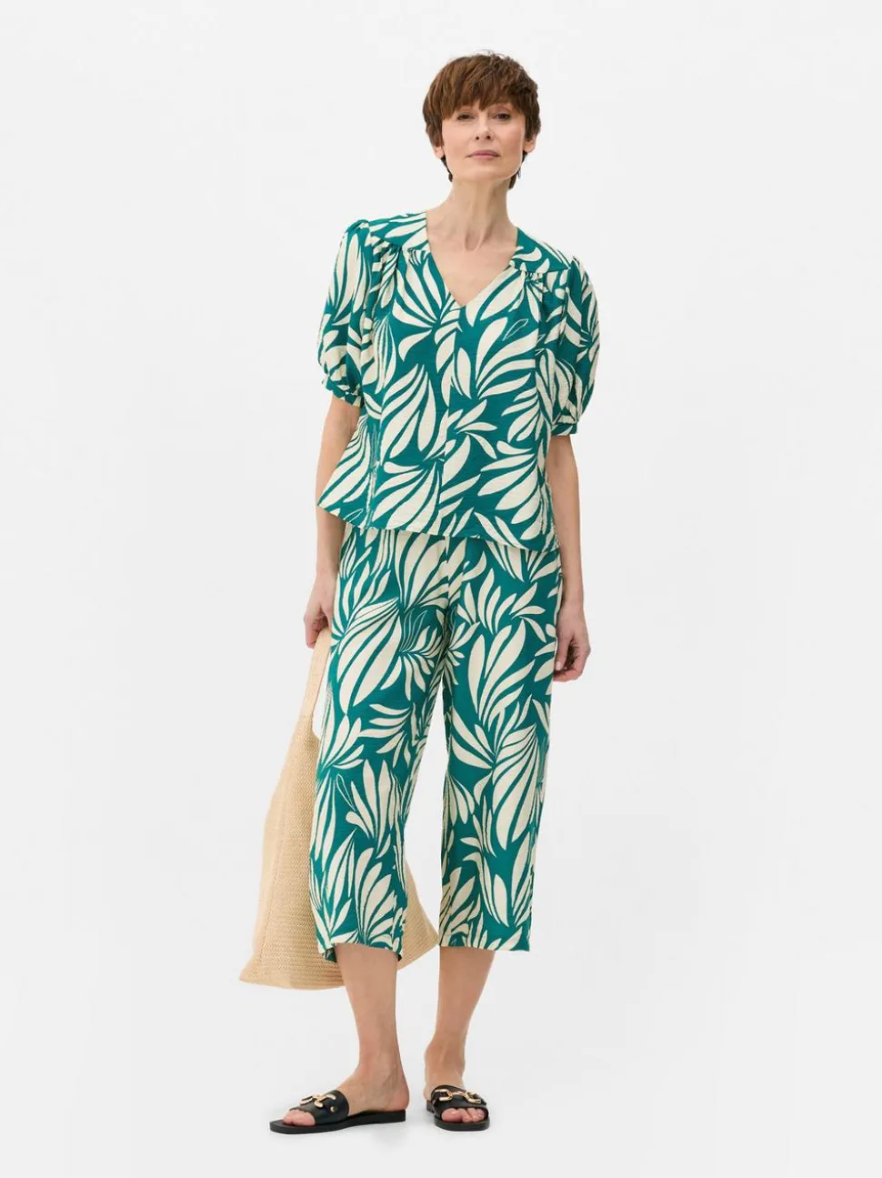 Bluzka ze wzorem w liście