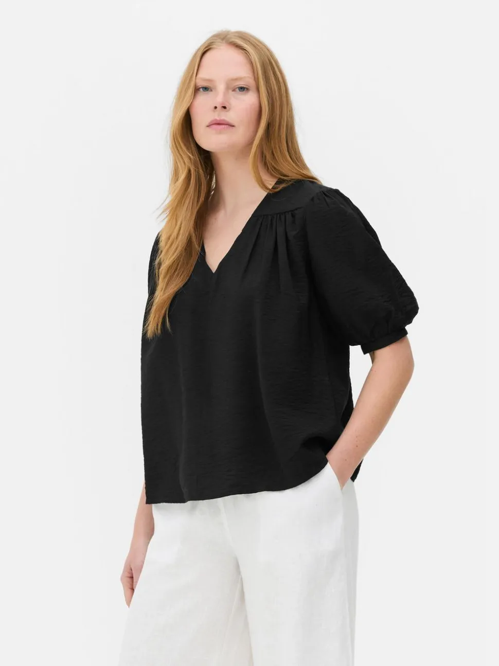 Bluzka ze wzorem w liście