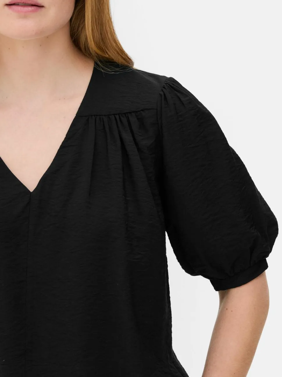 Bluzka ze wzorem w liście