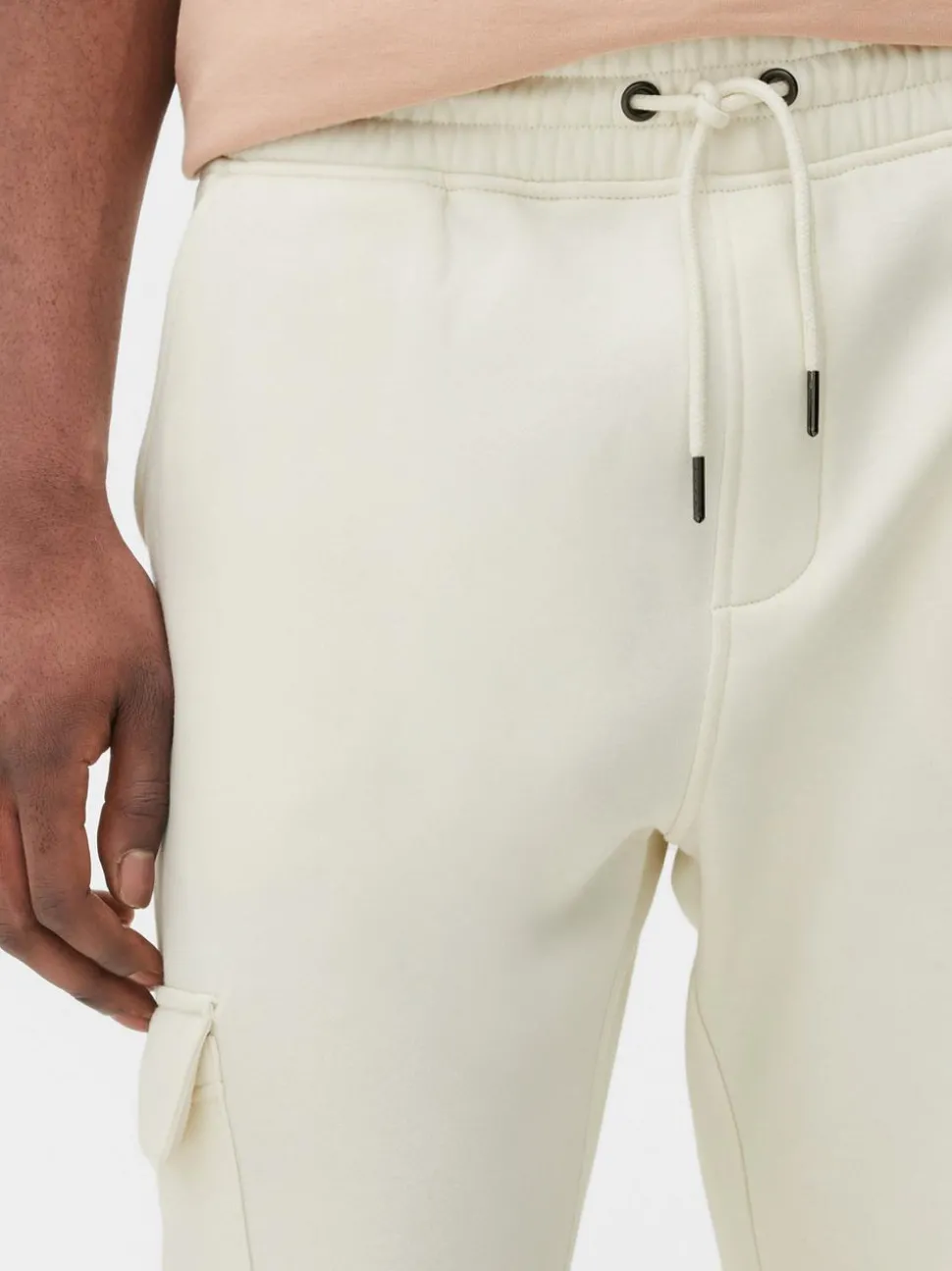 Bojówki dresowe ze ściągaczami