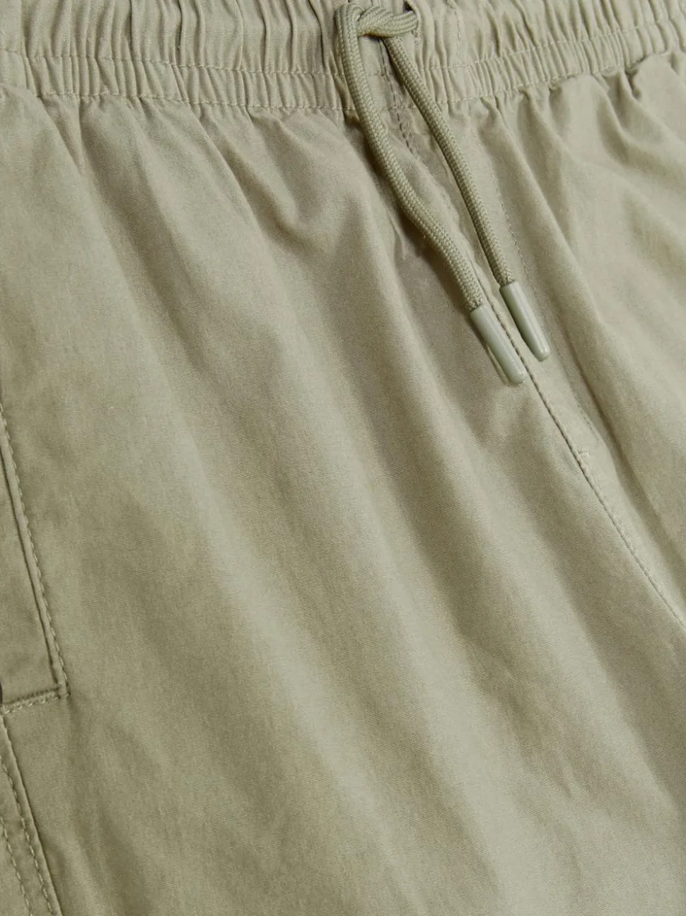 Bojówki o wysokiej zawartości bawełny