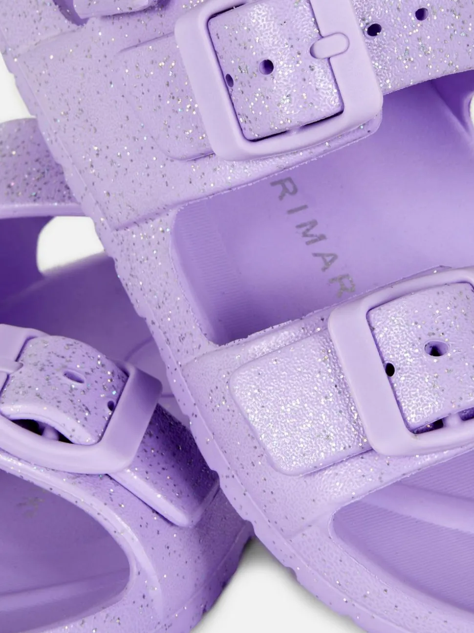 Brokatowe sandały z paskami z klamrą