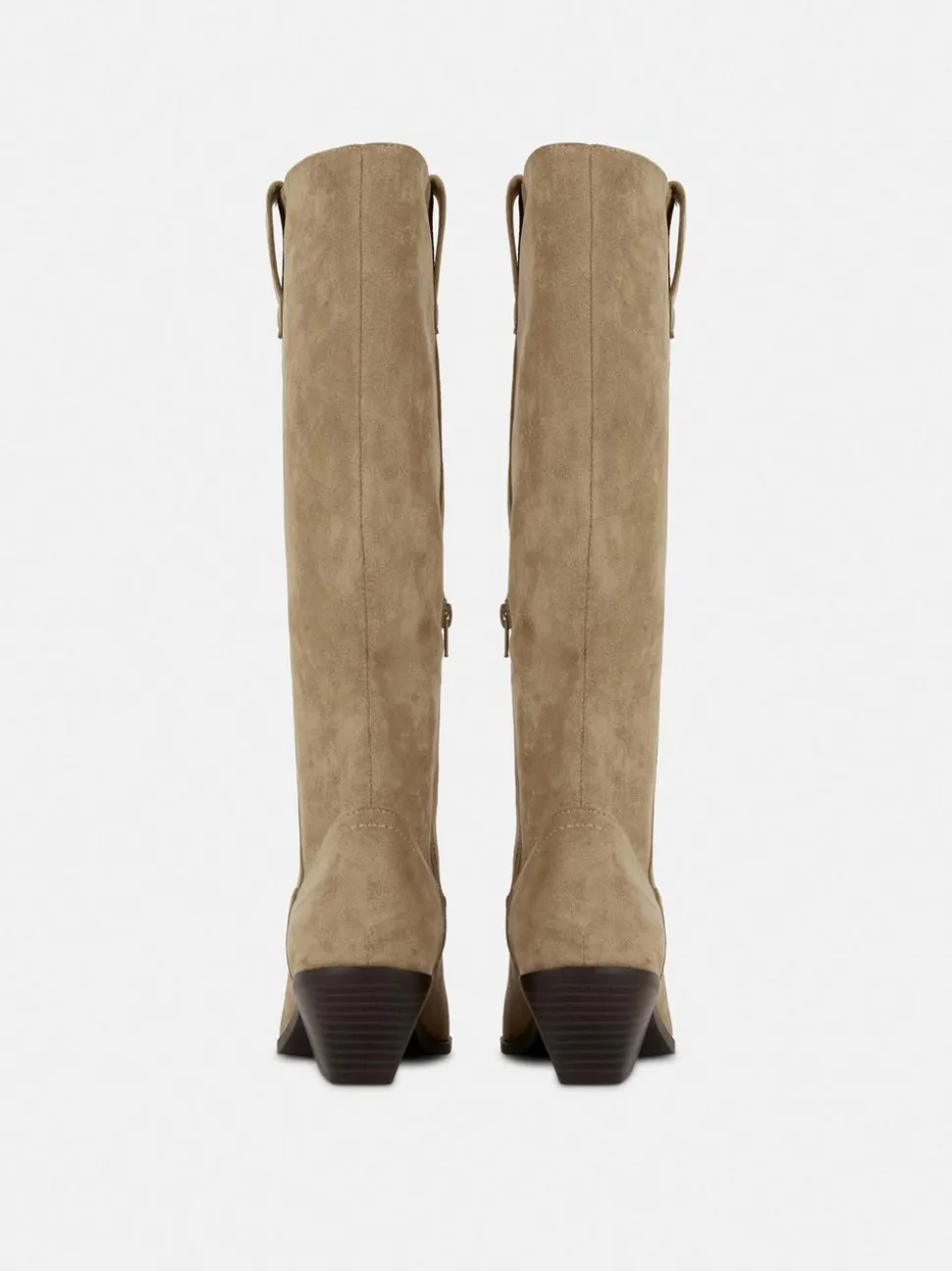 Buty kowbojskie Paula Echevarría