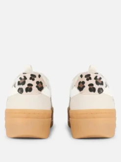 Buty sportowe na platformie Paula Echevarría