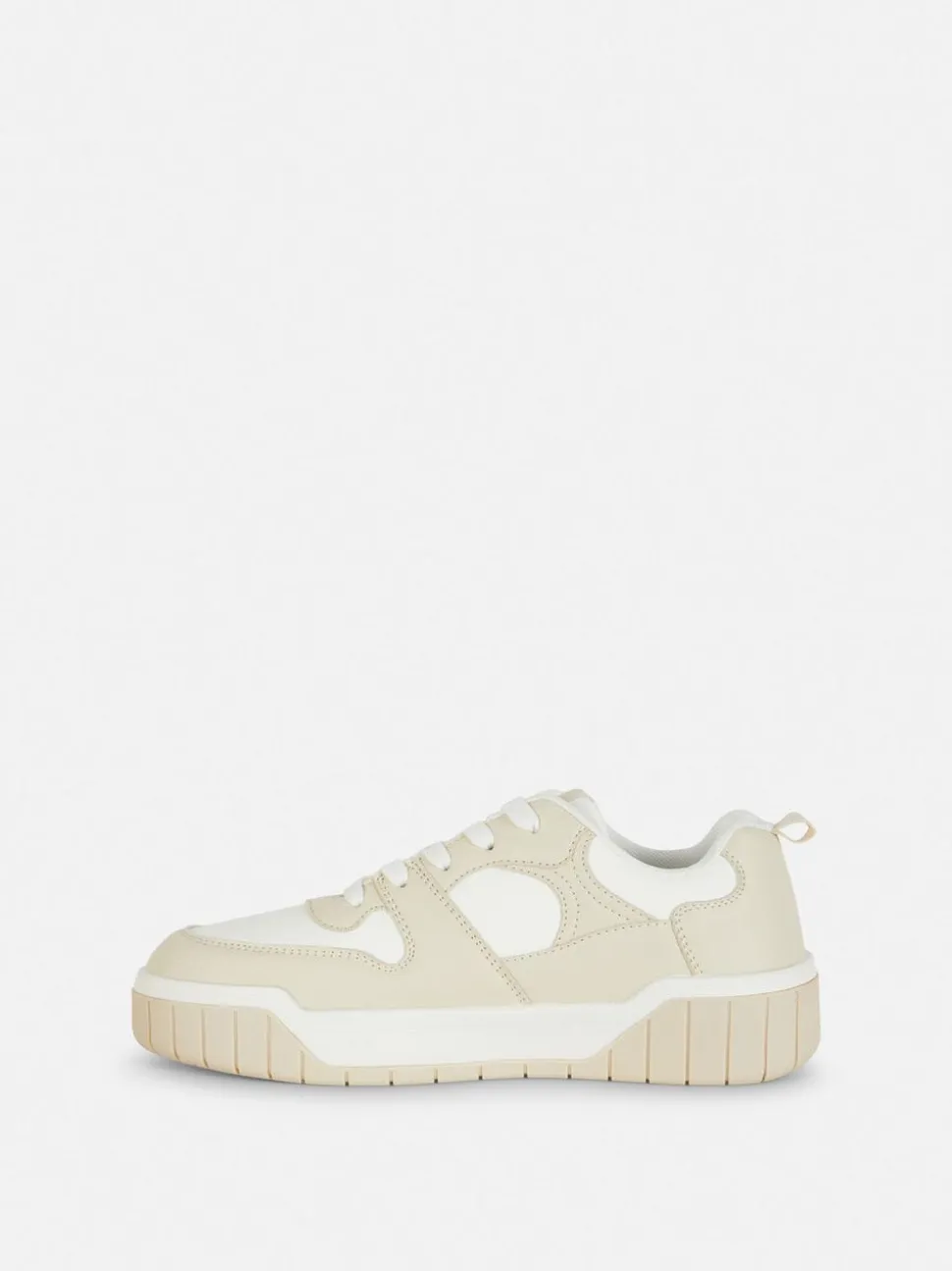 Buty sportowe w bloki kolorystyczne z grubą podeszwą