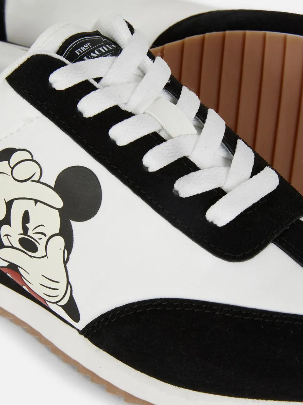 Buty sportowe w stylu retro z Myszką Miki Disneya