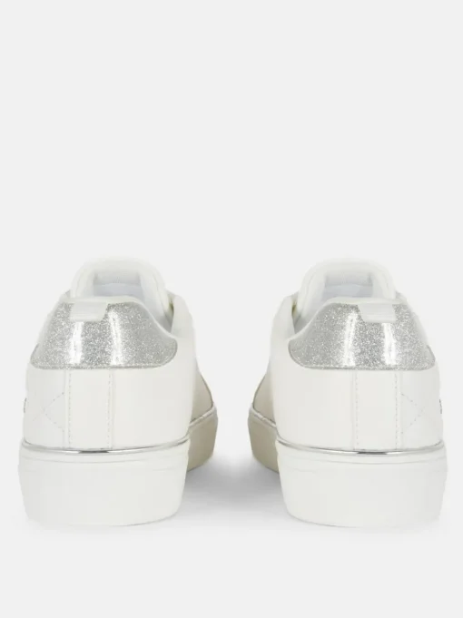 Buty sportowe z motywem Disneya i zdobieniami
