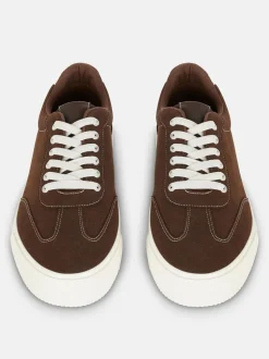 Buty sportowe z niską cholewką na grubej podeszwie