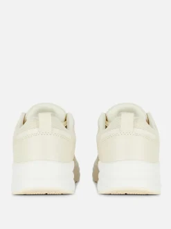 Buty sportowe z niską cholewką z panelami