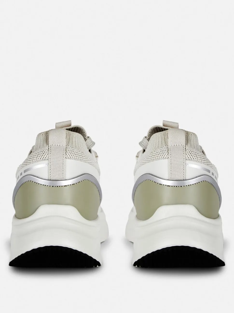 Buty sportowe z siateczką