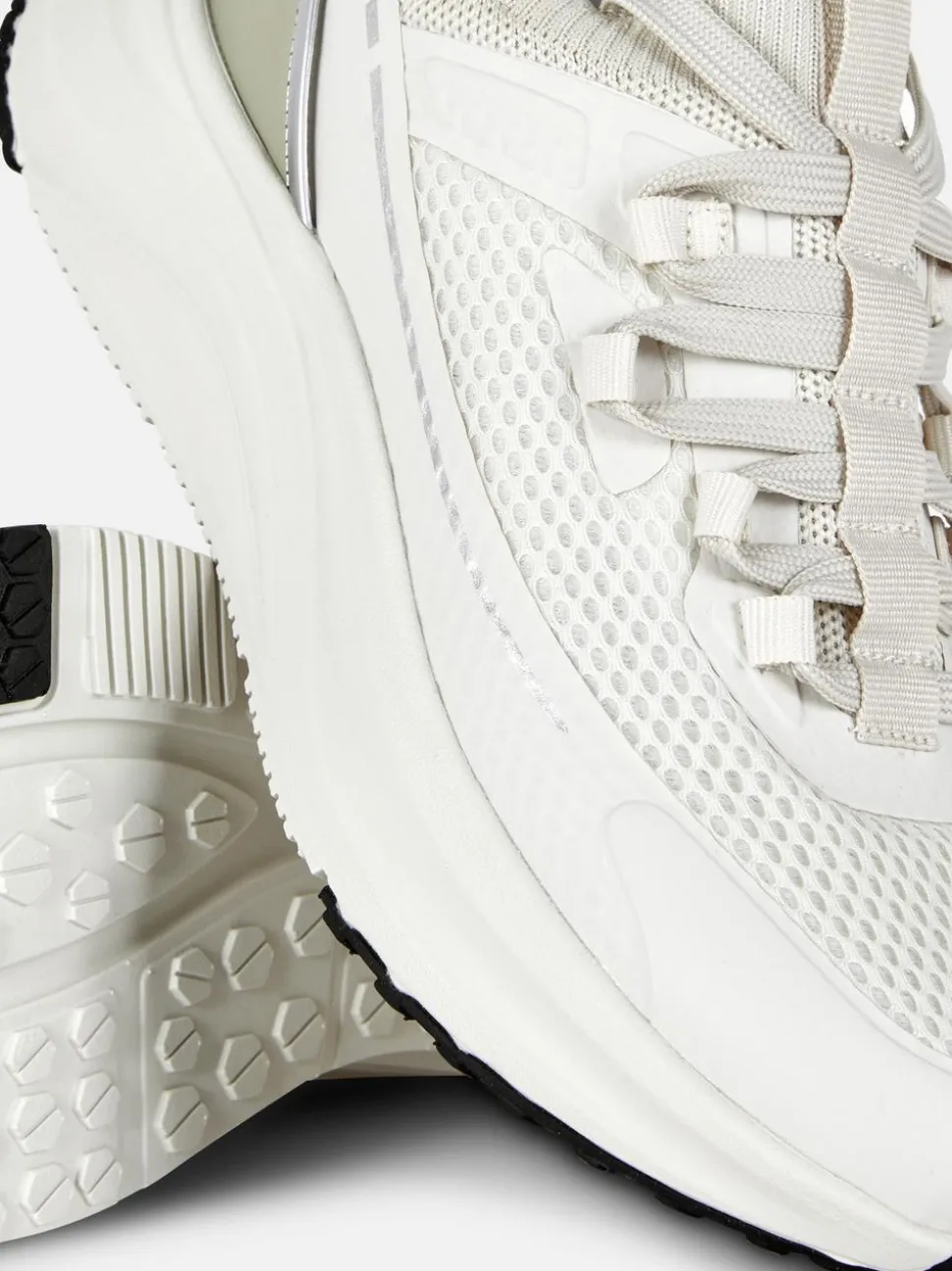 Buty sportowe z siateczką