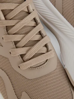 Buty sportowe z siateczką i niską cholewką