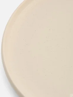 Ceramiczny talerz do przystawek w drobne plamki