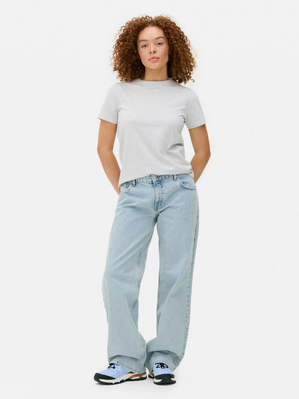 Dżersejowy niezbędny T-shirt z krótkim rękawem