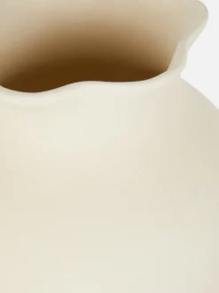 Duży wazon z muszelkowym wykończeniem