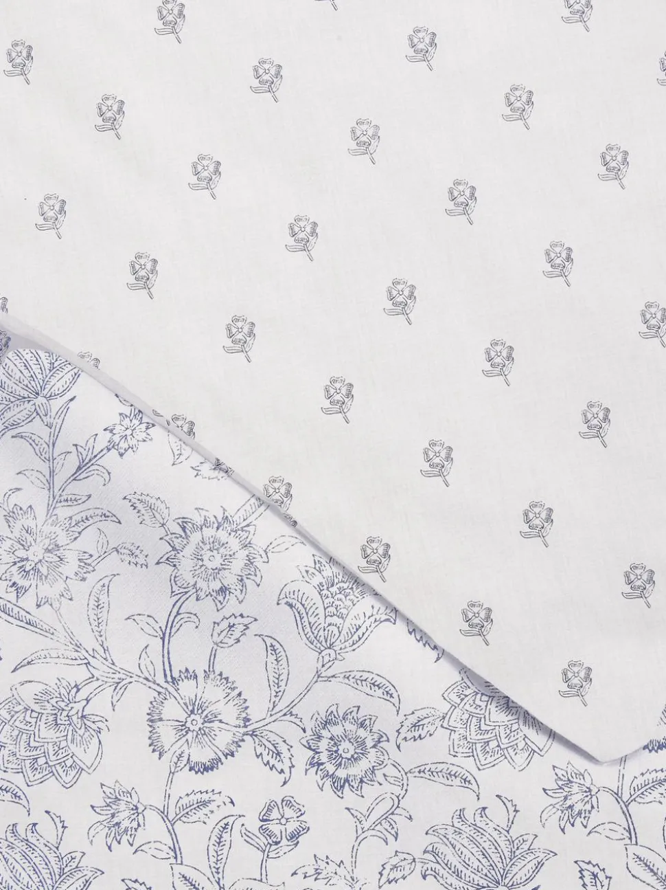 Dwustronny komplet pościeli w kwiaty, rozmiar king