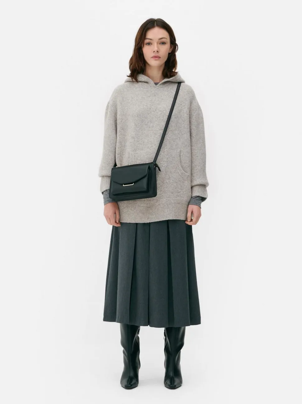 Dzianinowa bluza z kapturem Essential