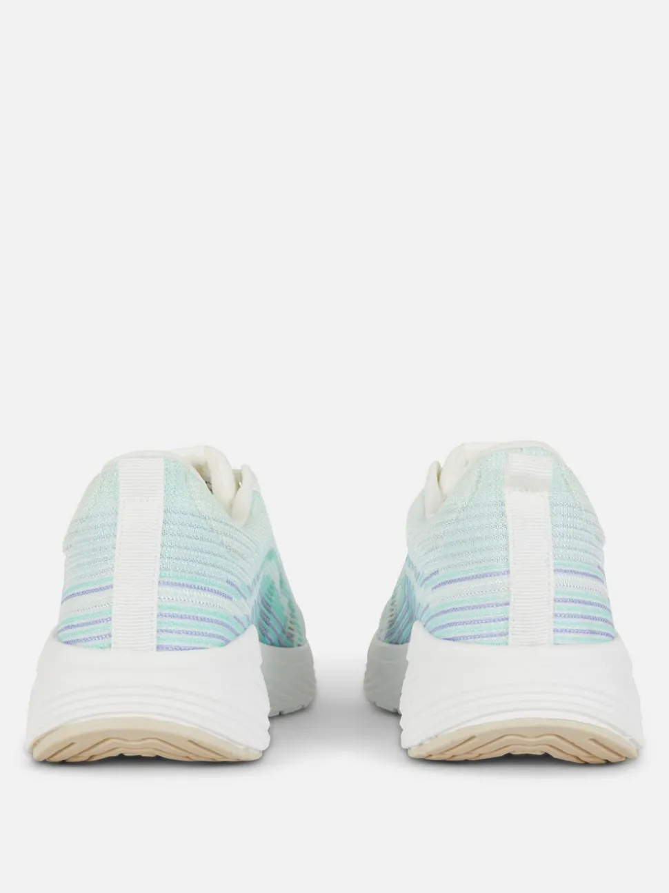 Dzianinowe buty sportowe na siłownię