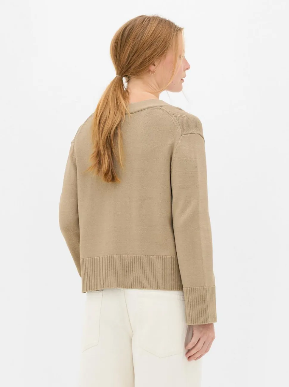 Dzianinowy kardigan z dekoltem w serek The Edit