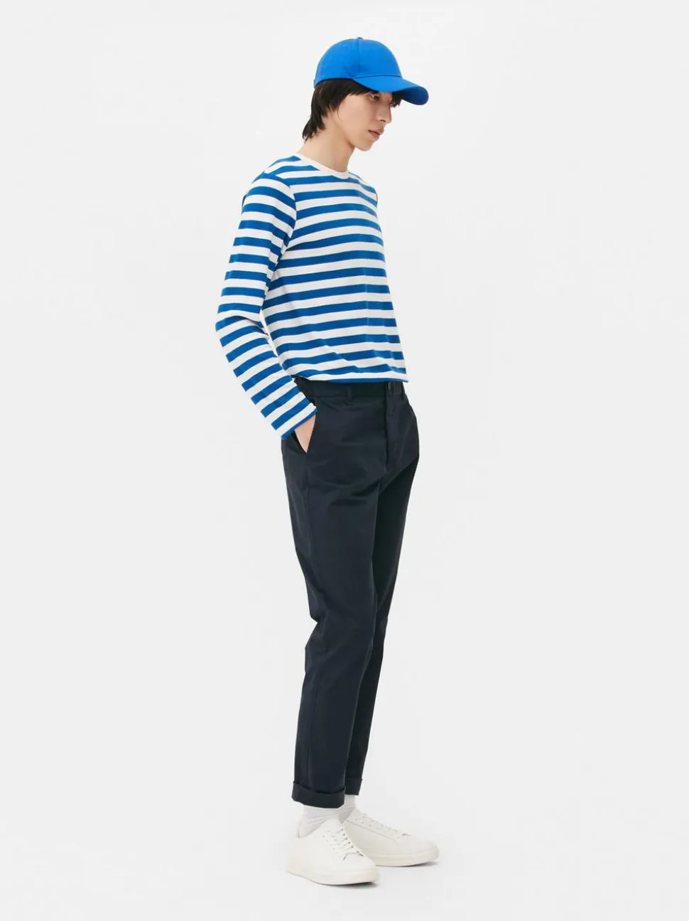 Elastyczne chinosy o kroju slim fit