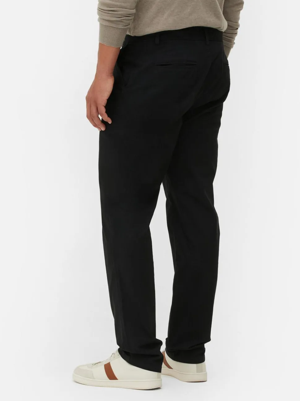 Elastyczne chinosy z prostymi nogawkami