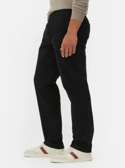 Elastyczne chinosy z prostymi nogawkami