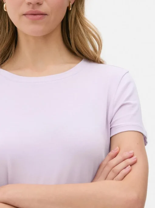 Elastyczny T-shirt z krótkim rękawem