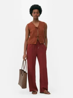 Eleganckie spodnie dresowe ze sznurkiem