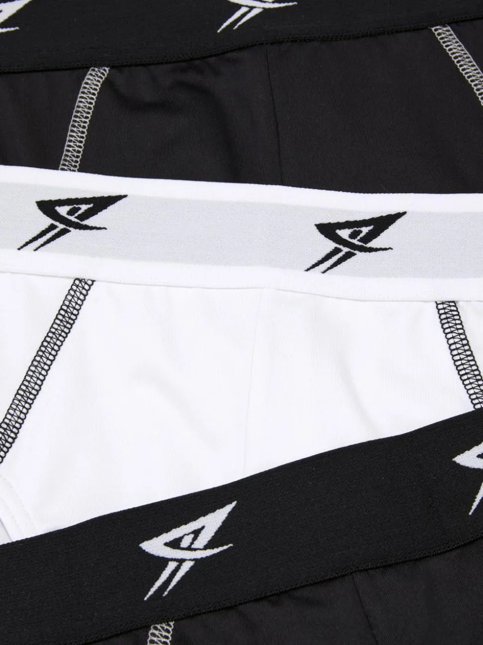 Figi sportowe, 3 pary