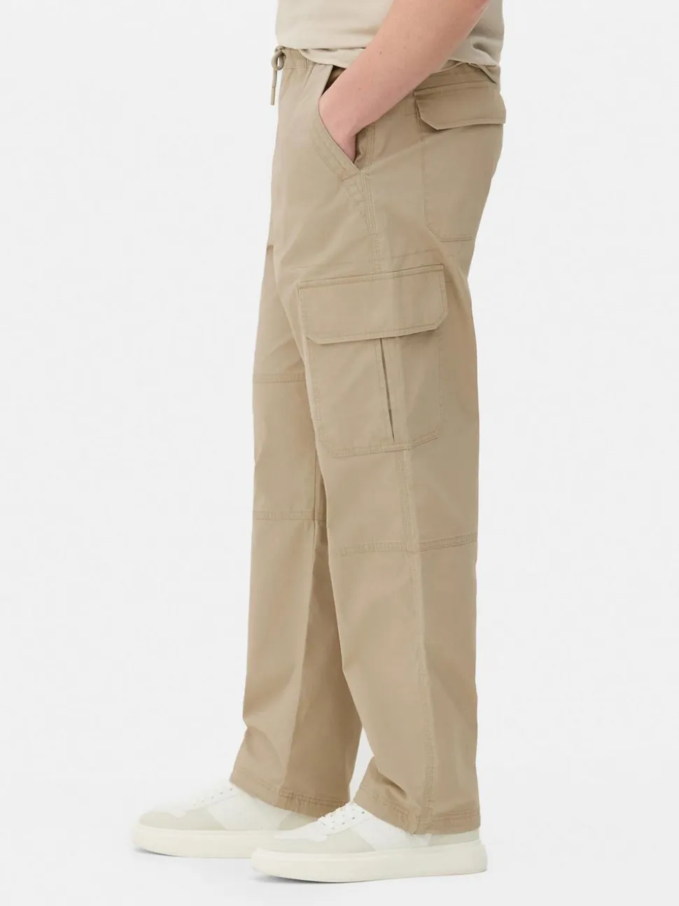 Funkcjonalne spodnie bojówki