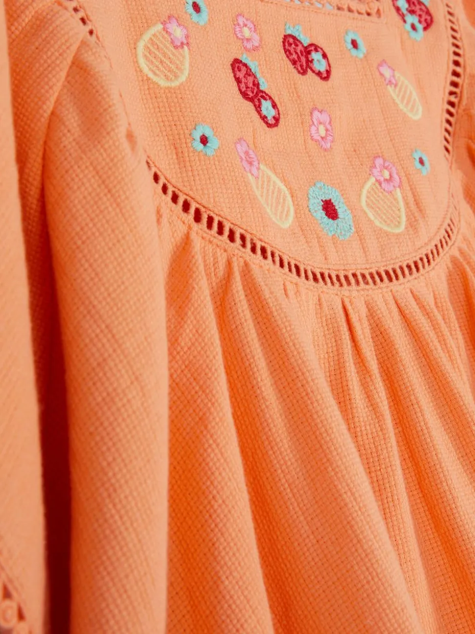 Haftowana sukienka plażowa typu kaftan