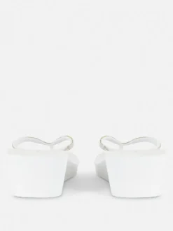 Japonki z diamencikami na koturnie