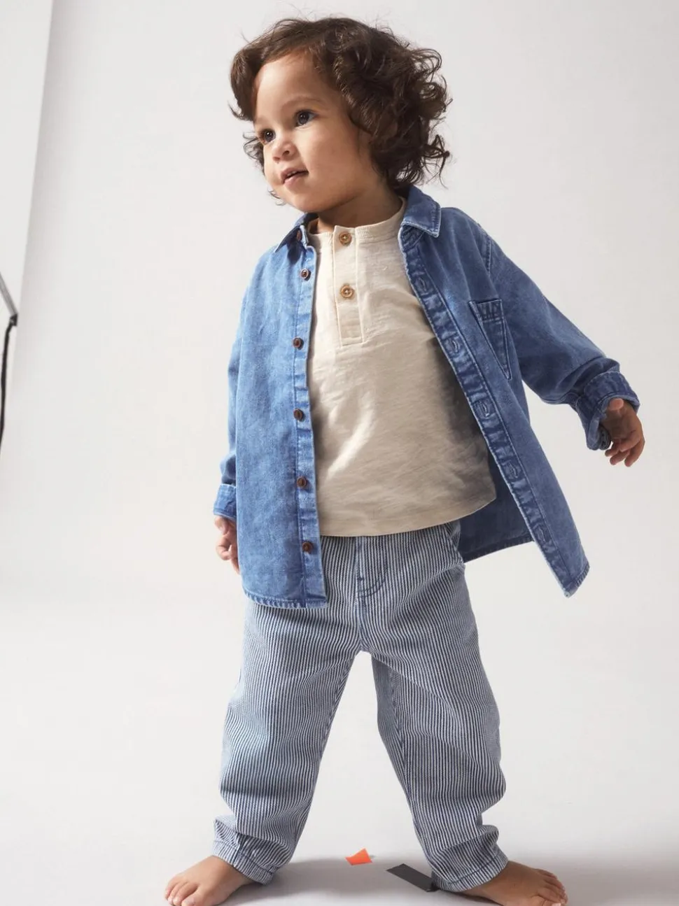 Jeansowa koszula z długim rękawem