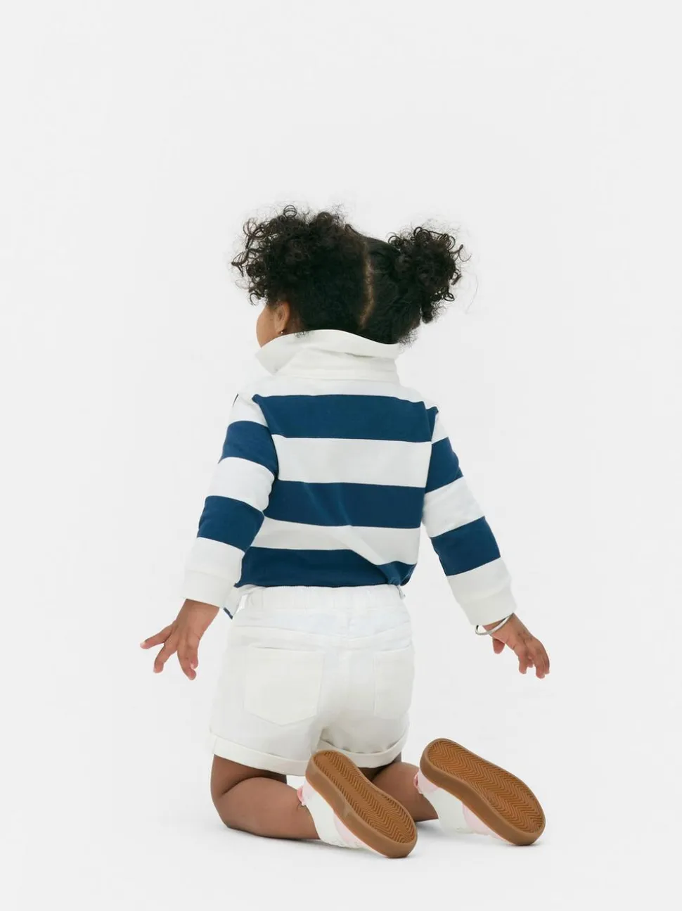 Jeansowe szorty z podwijanymi nogawkami