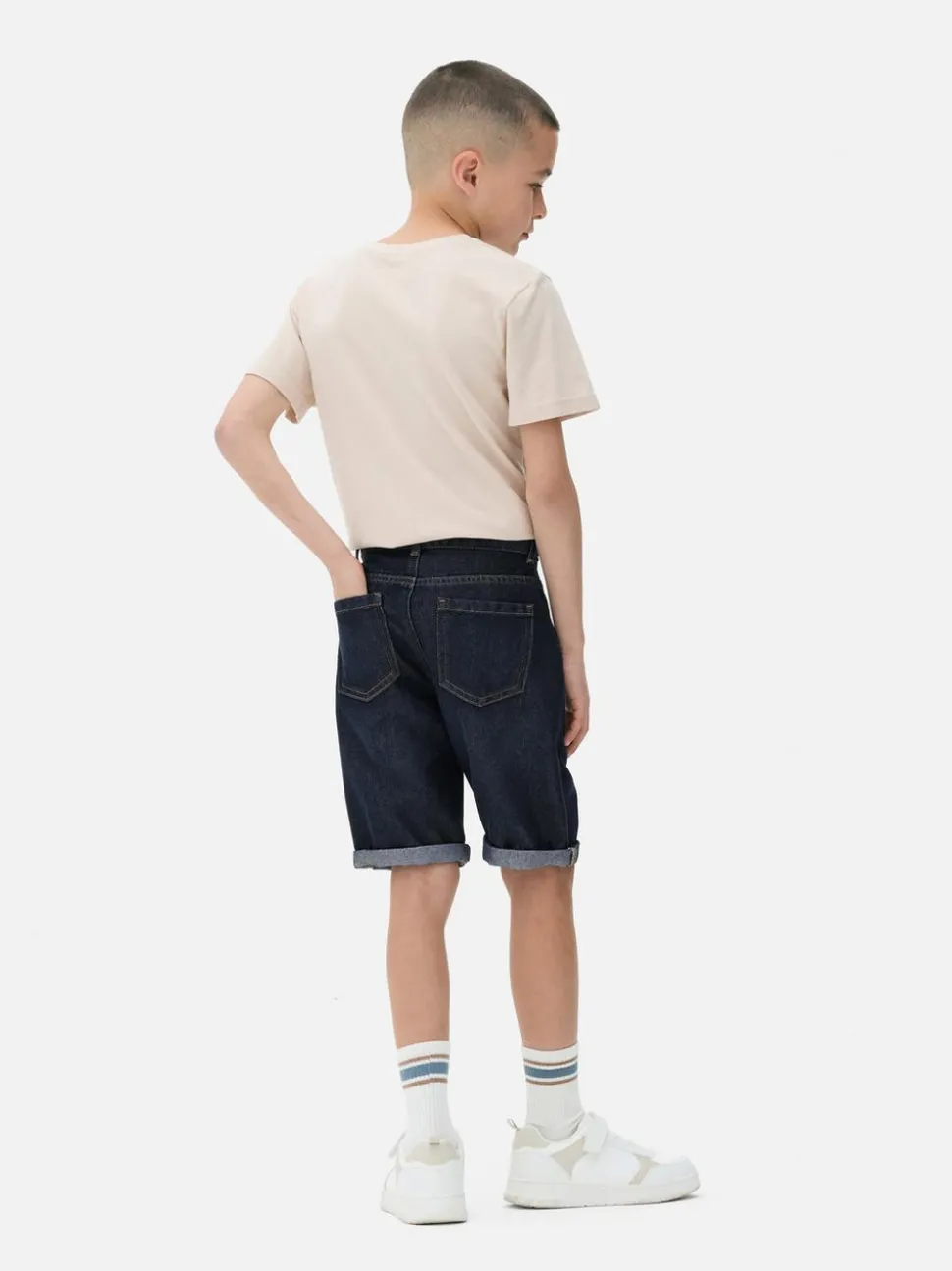 Jeansowe szorty z prostą nogawką