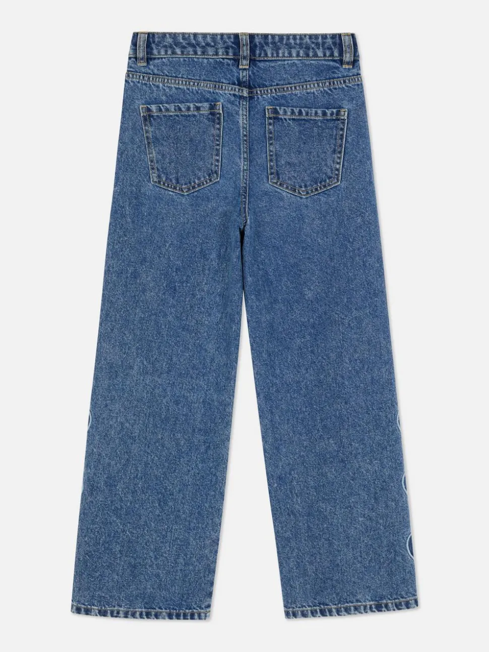 Jeansy z haftowanymi sercami