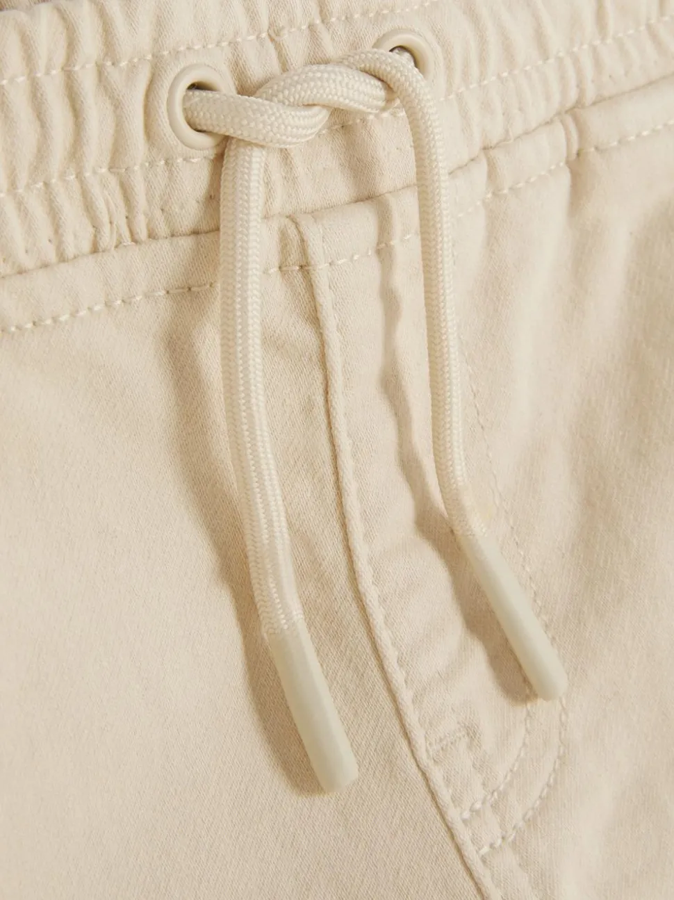 Joggery jeansowe ściągane sznurkiem