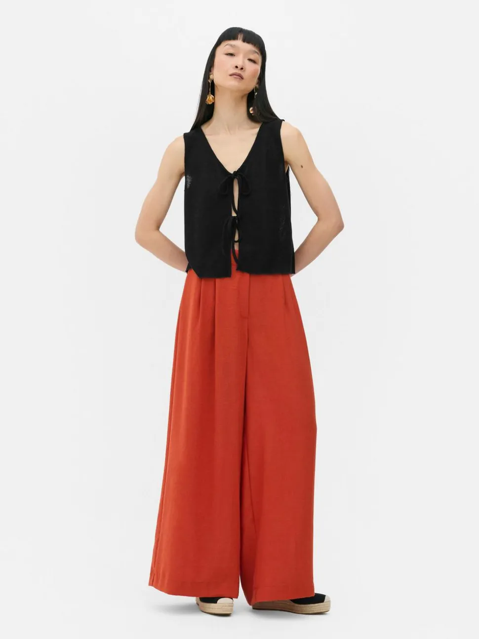 Kamizelka z wiązanym przodem