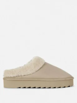 Kapcie bez pięty wyściełane sztucznym futrem